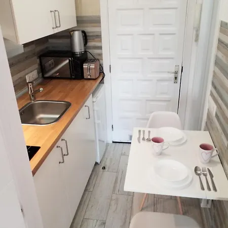 Apartment Designer 1 Bedroom White Tree 2 Minutes To The In The Center, Puerto De La Cruz, Tenerife